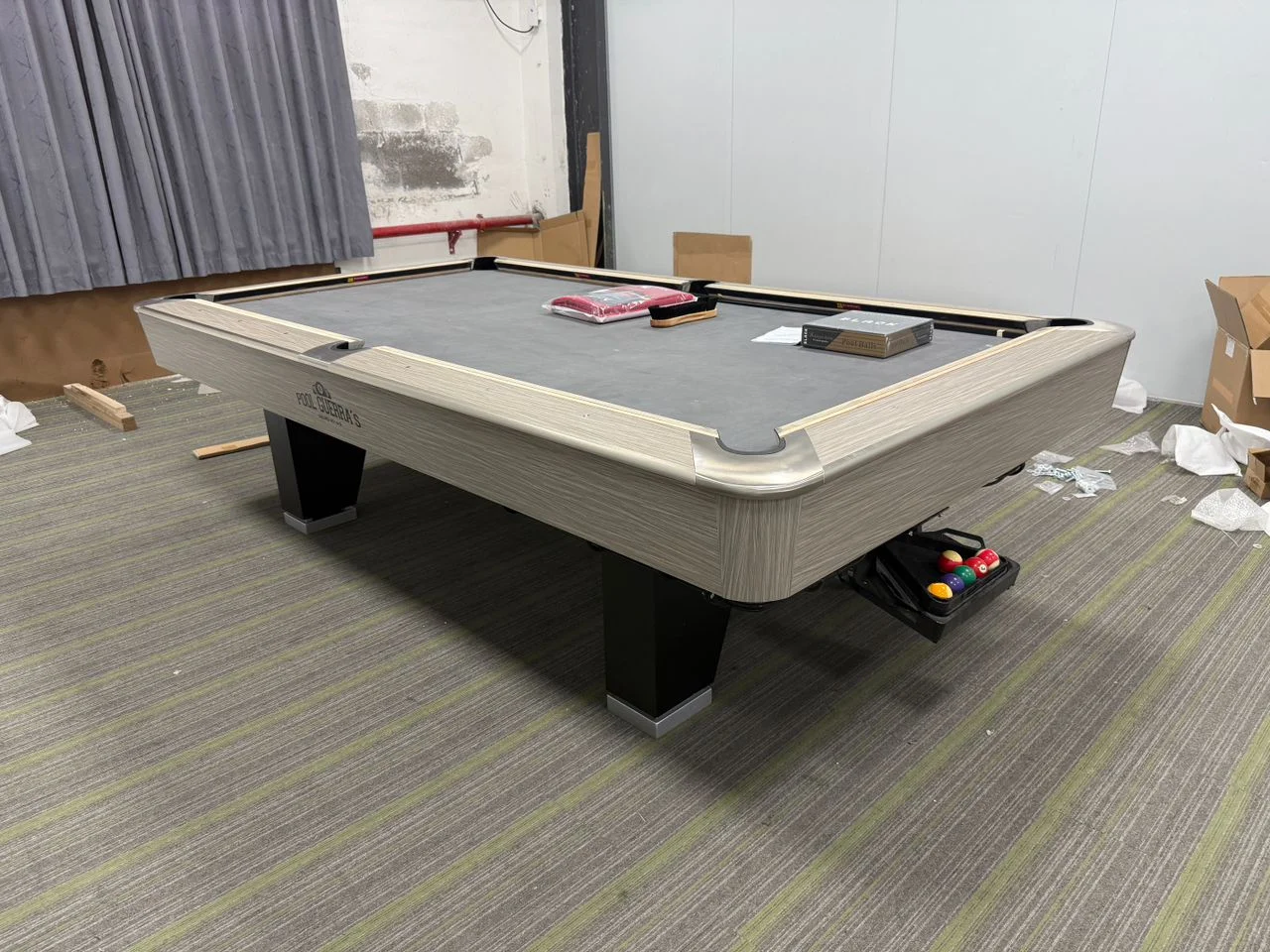 Mesa de competición modelo Barcelona